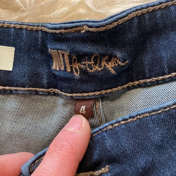 Kut from the Kloth Adele Slouchy Boyfriend Distressed Dark Blue Denim EUC Sz 4 - Picture 2 of 11